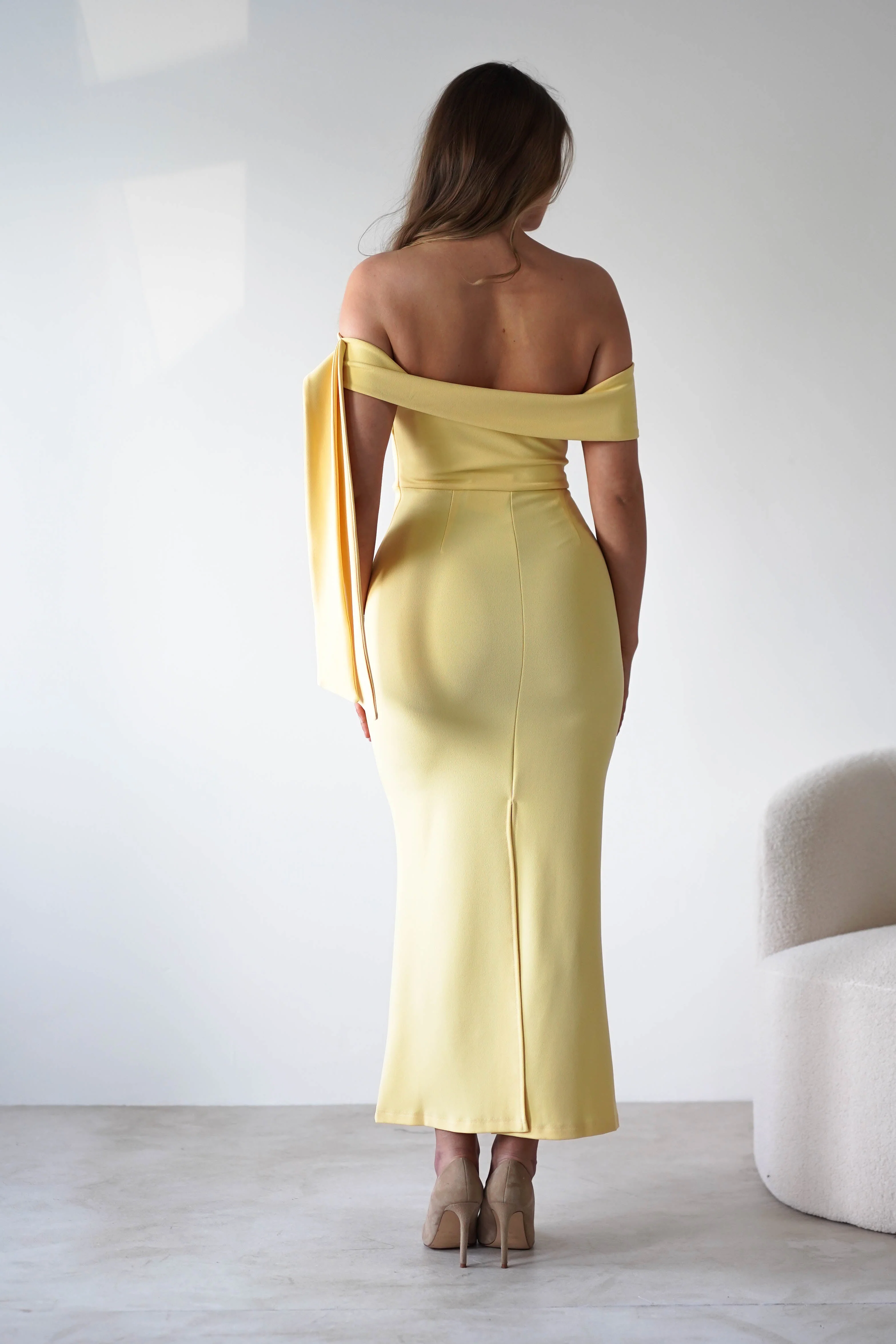 Amalthea Off the Shoulder Midaxi | Yellow - Image 7