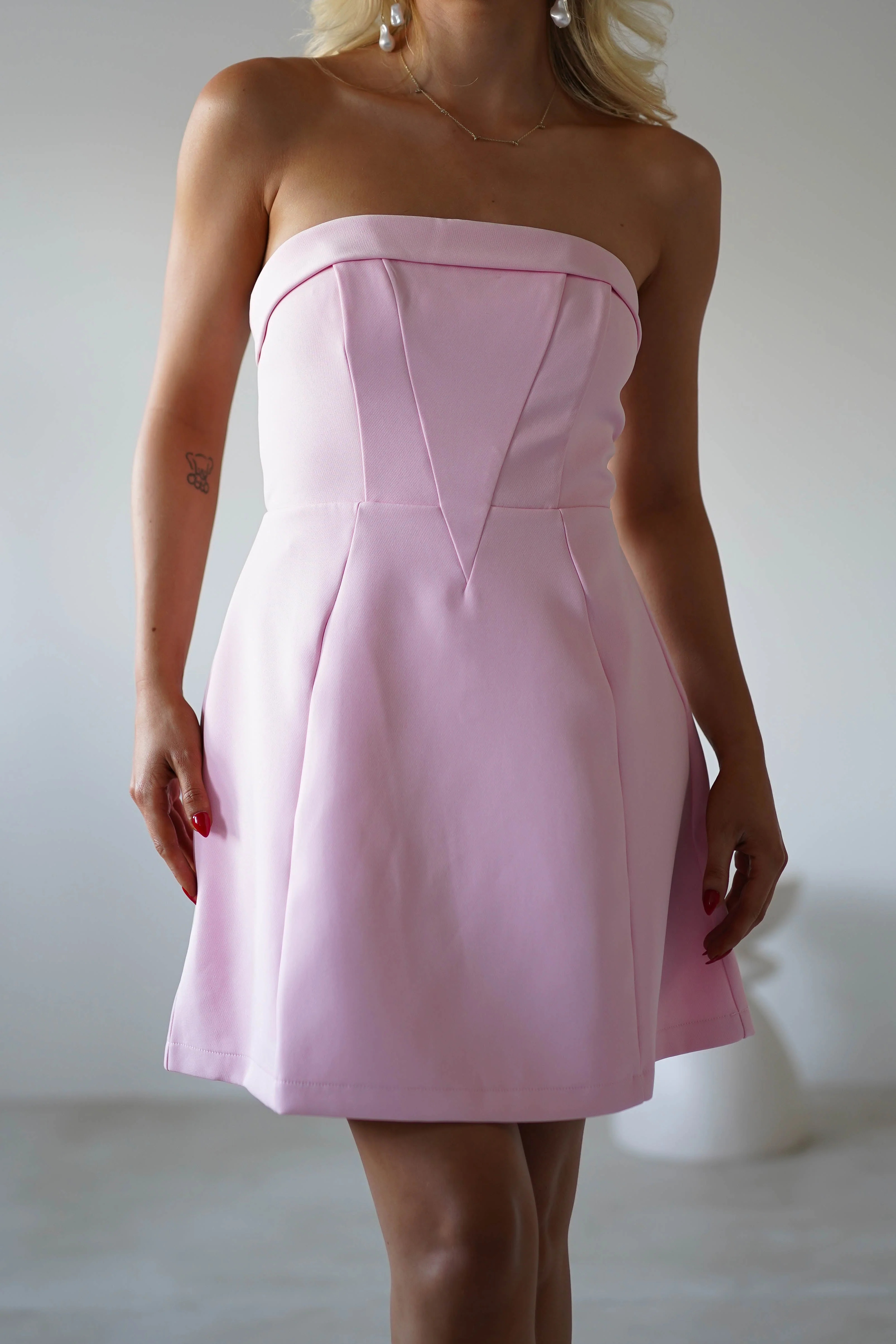 Angelica Strapless Structured Mini Dress | Pink - Image 3