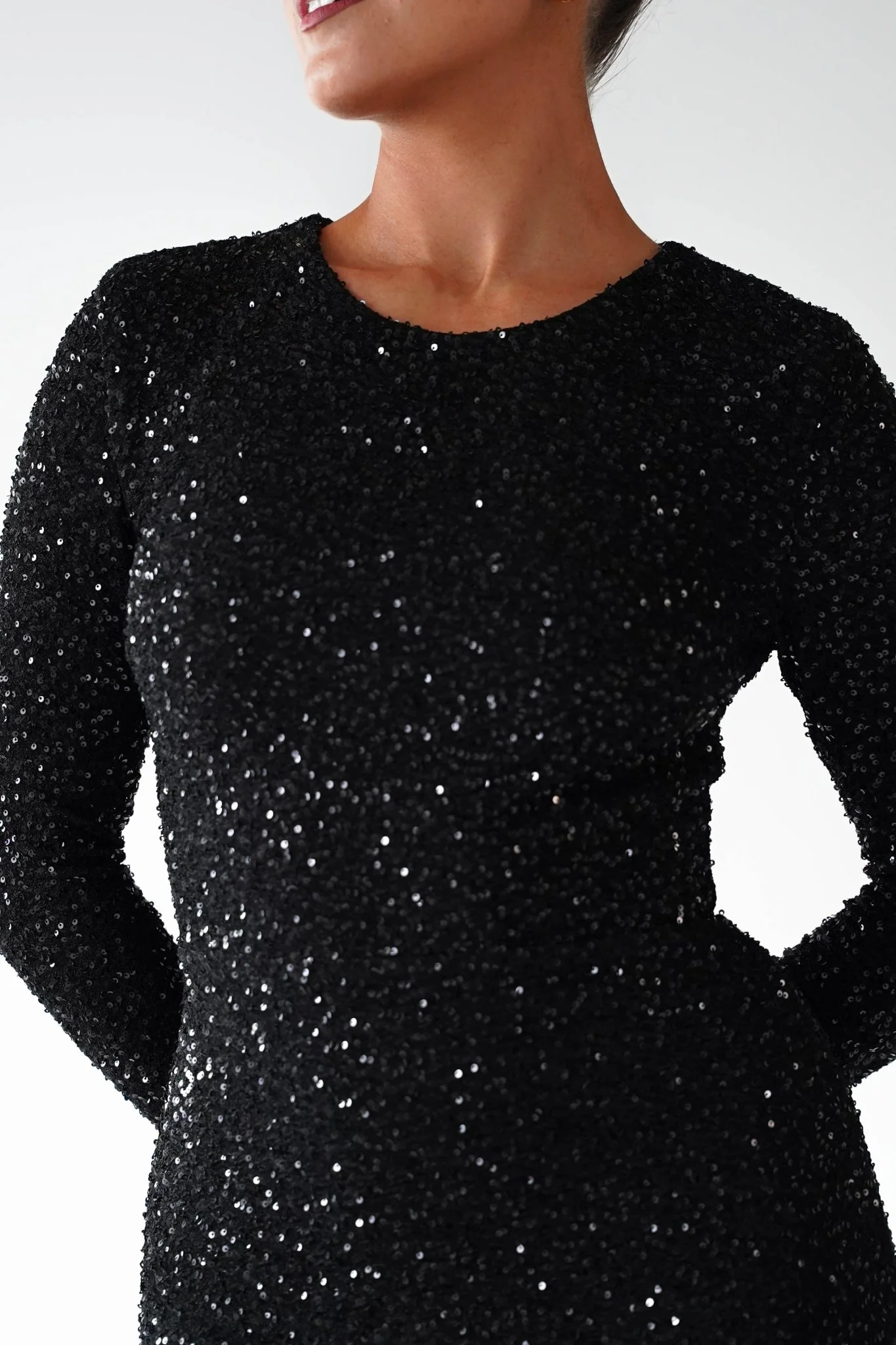 Bertina Long Sleeve Sequin Maxi Gown | Black - Image 5