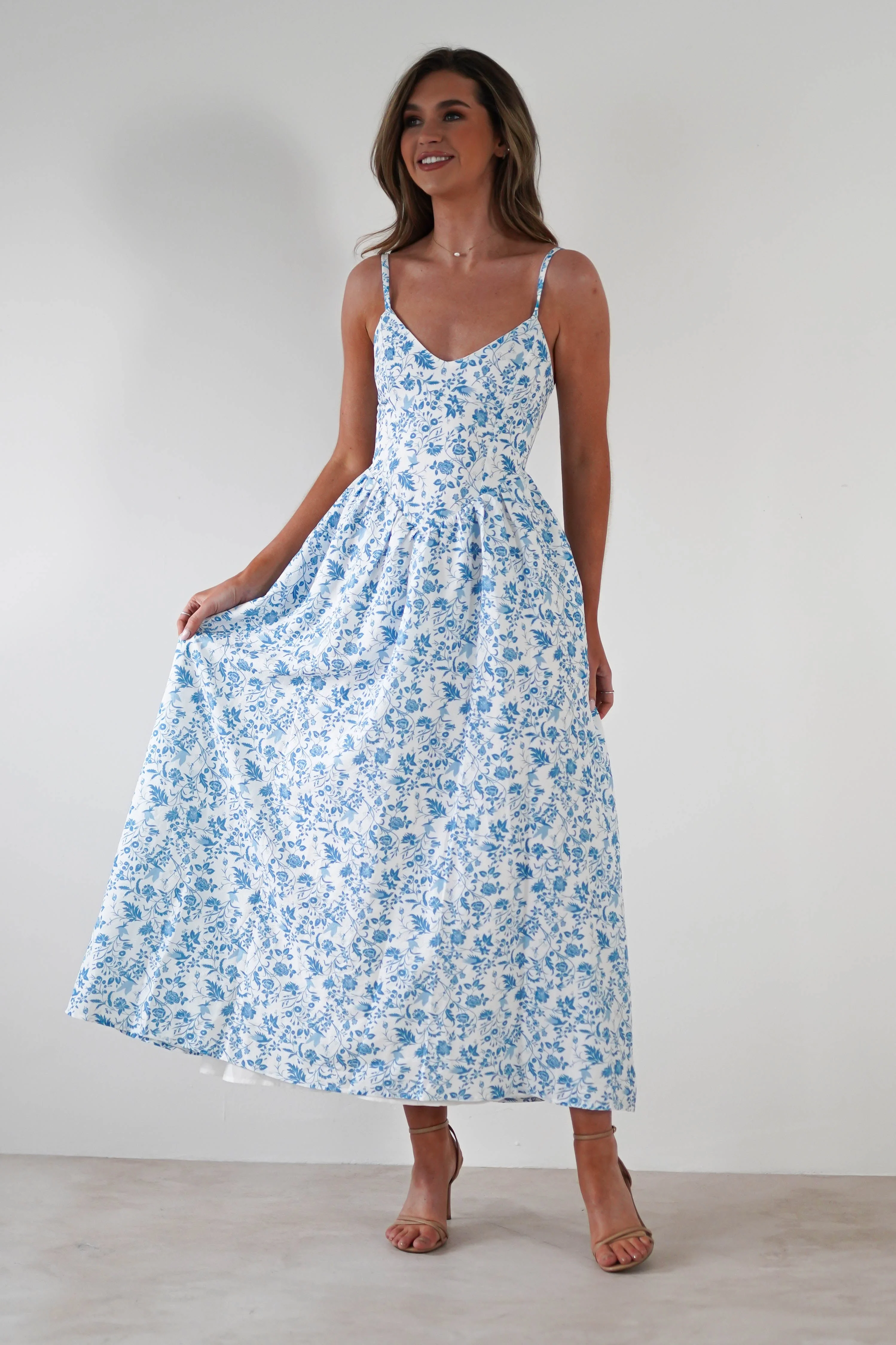 Carolyn Floral Print Maxi Dress | Blue/White - Image 8