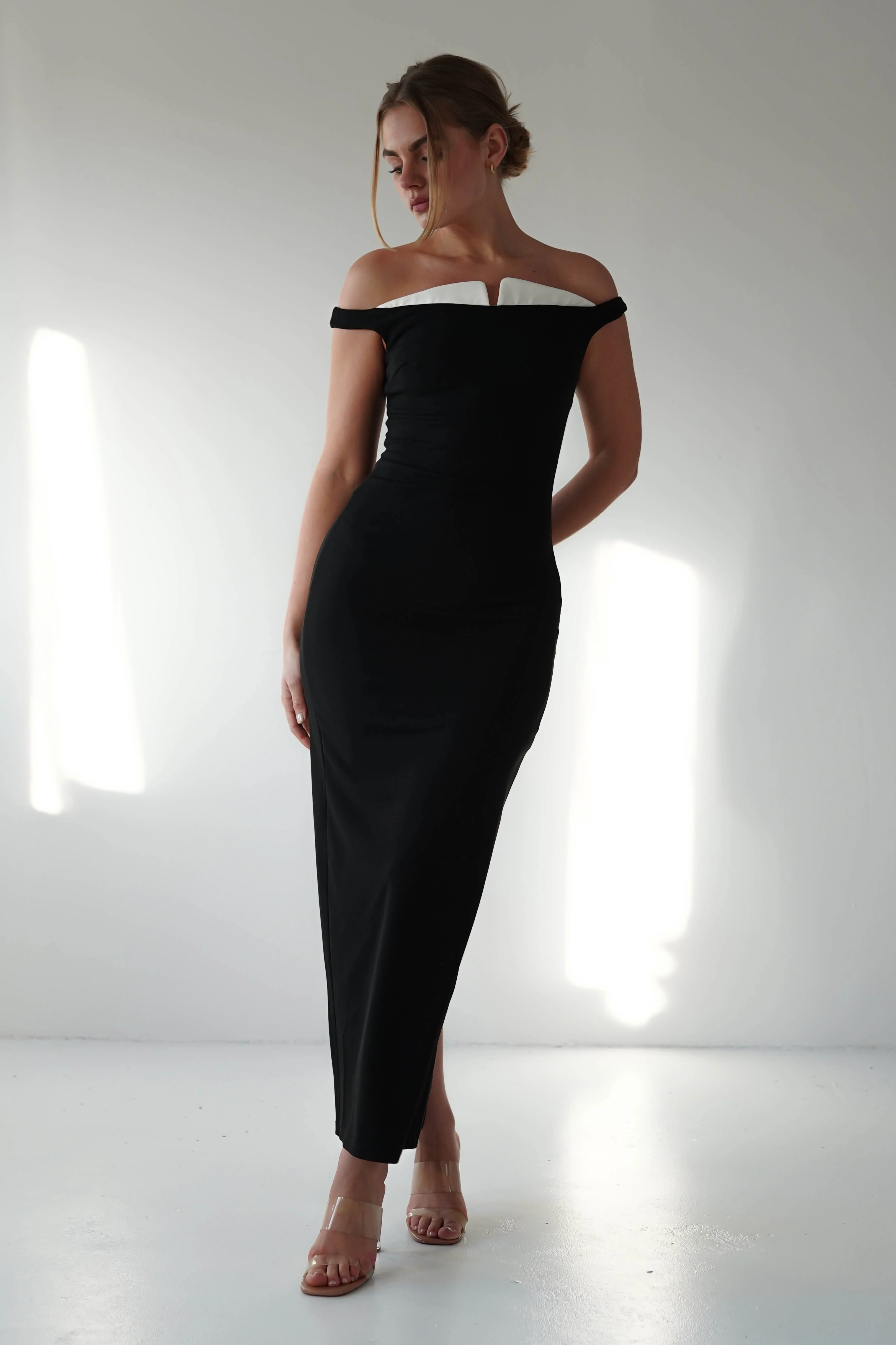 Glenda Contrast Bodycon Midaxi | Black - Image 7