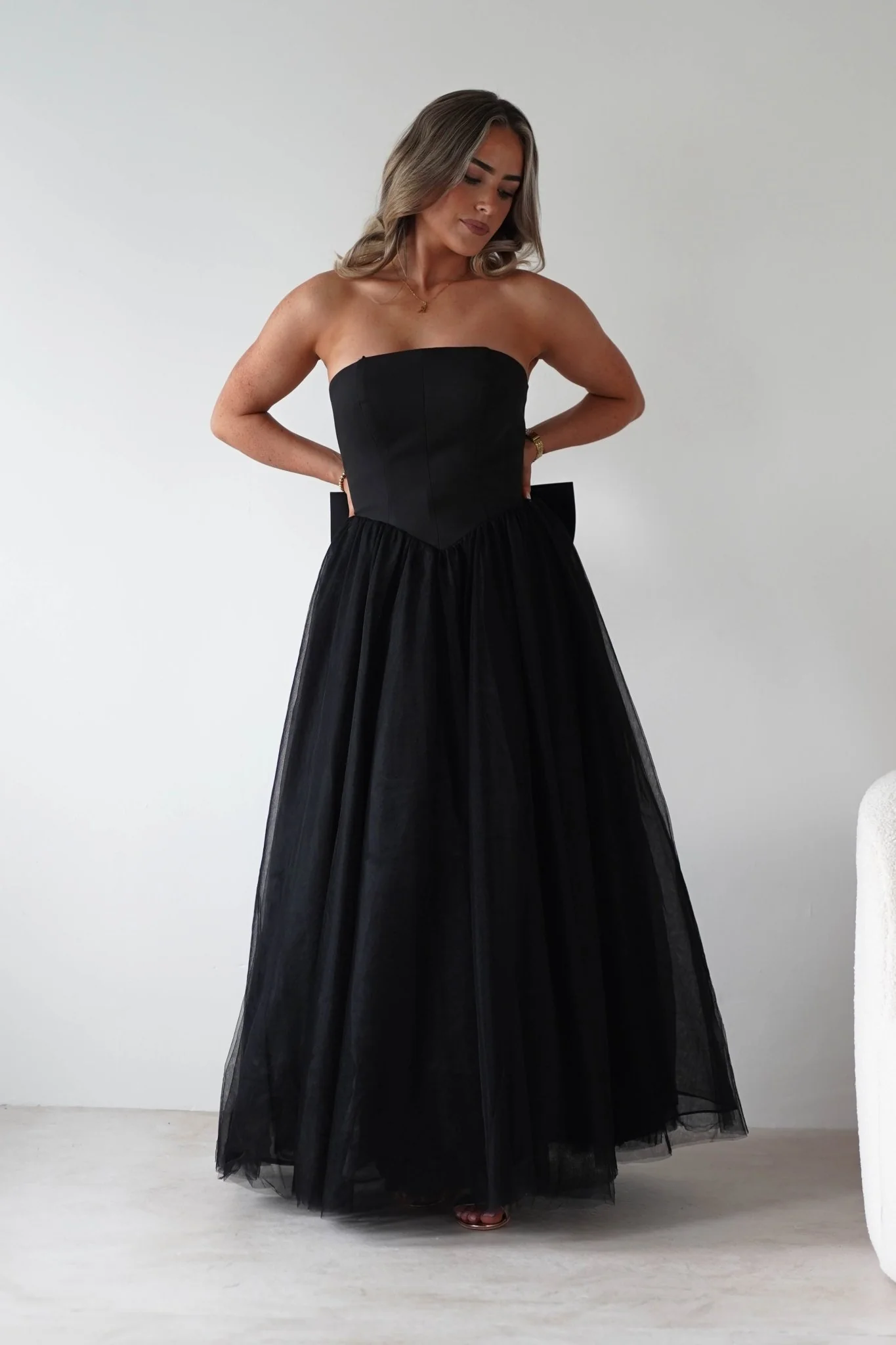 Jasalina Tulle Gown With Bow | Black - Image 5