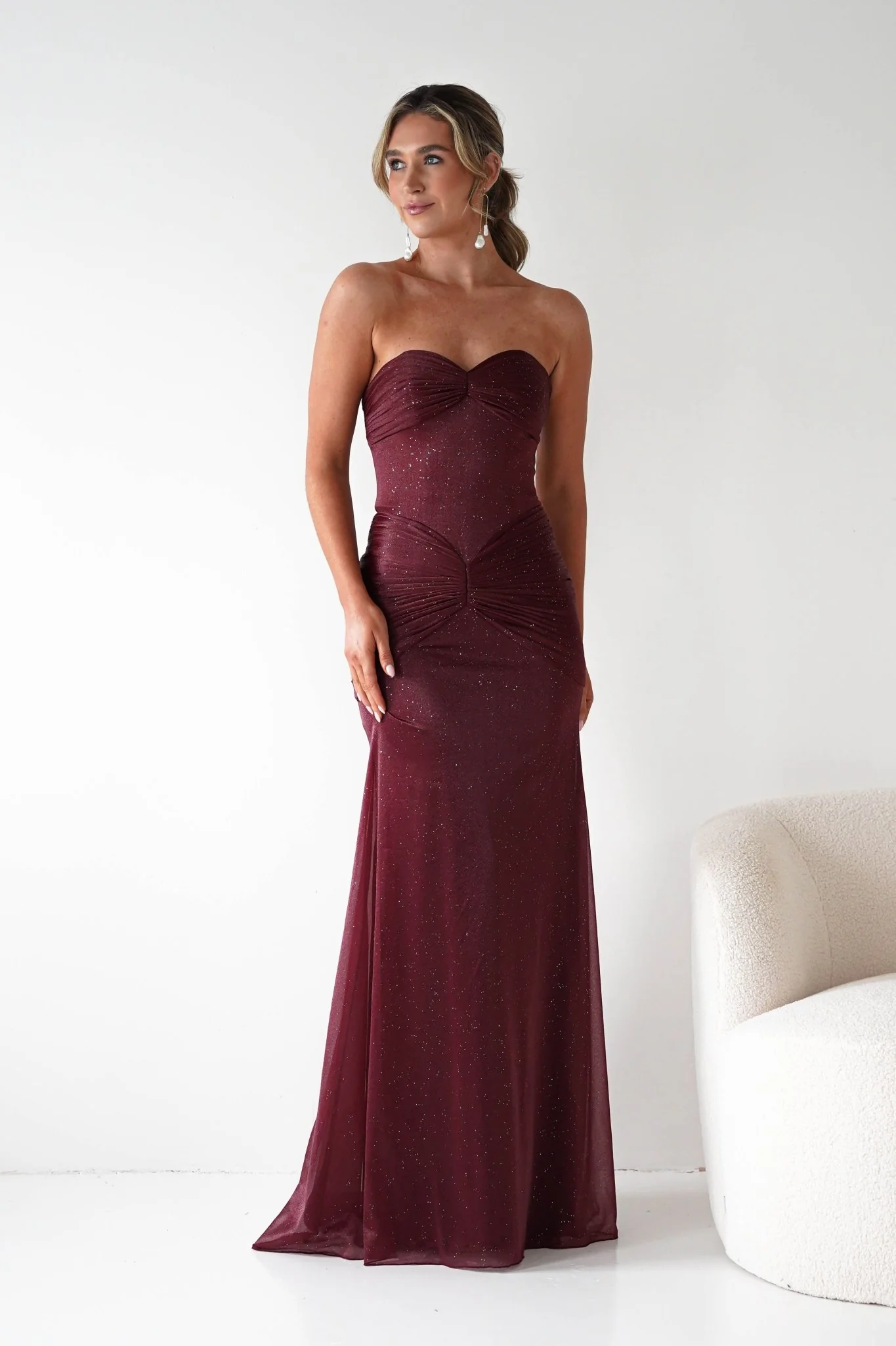 Nicola Strapless Glitter Gown | Burgundy
