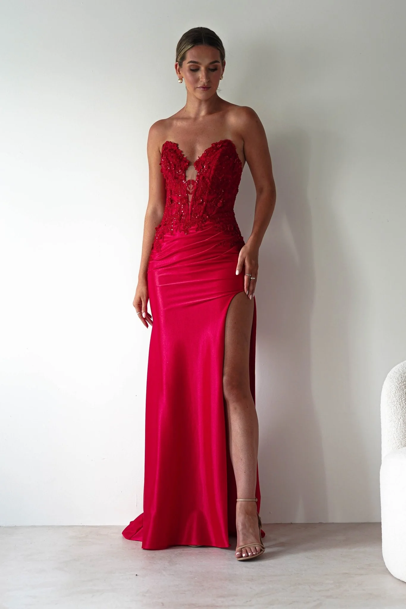 Perla Embellished Gown | Red - Image 7