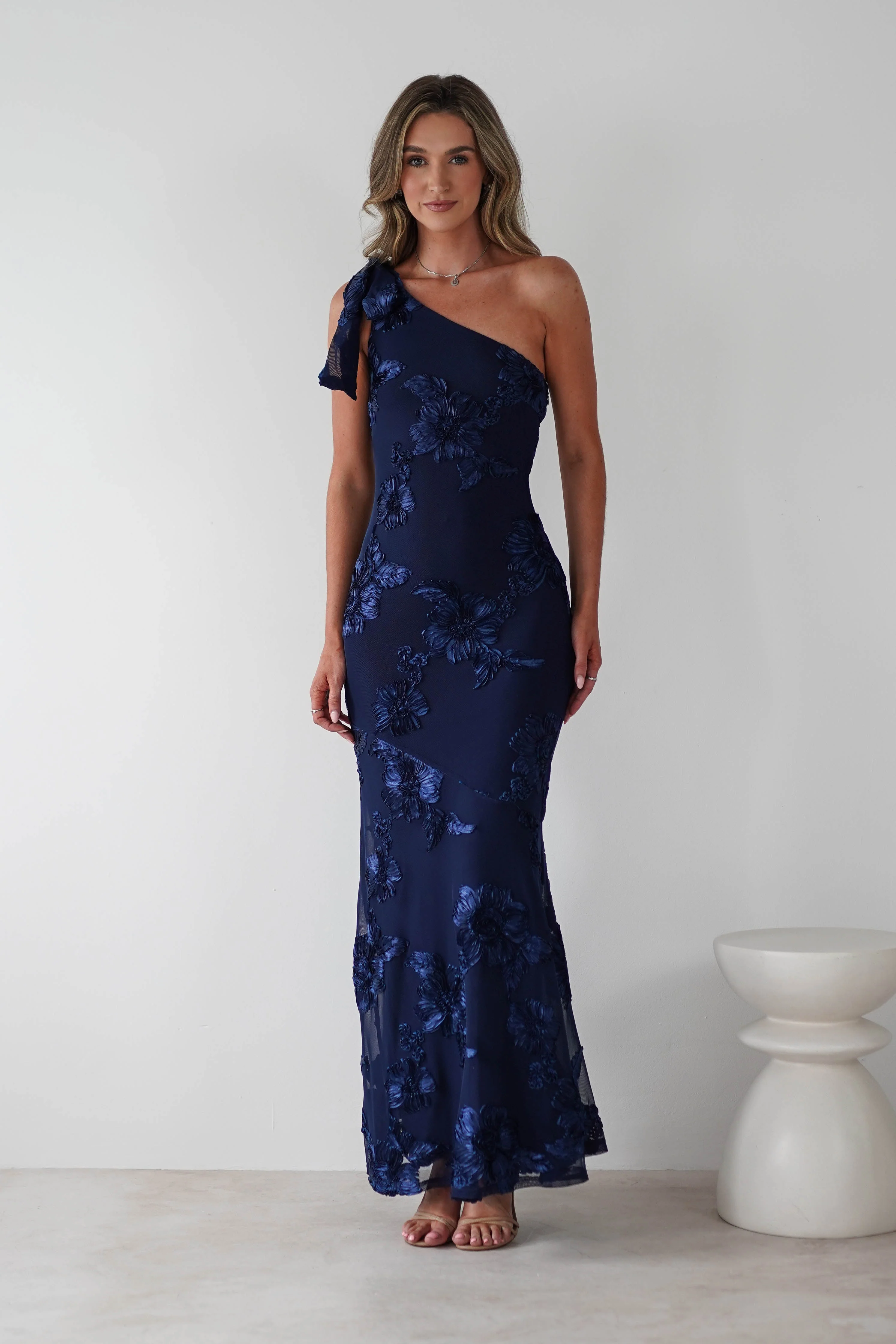 Thelma Floral Textured Maxi Dress | Navy - Image 3